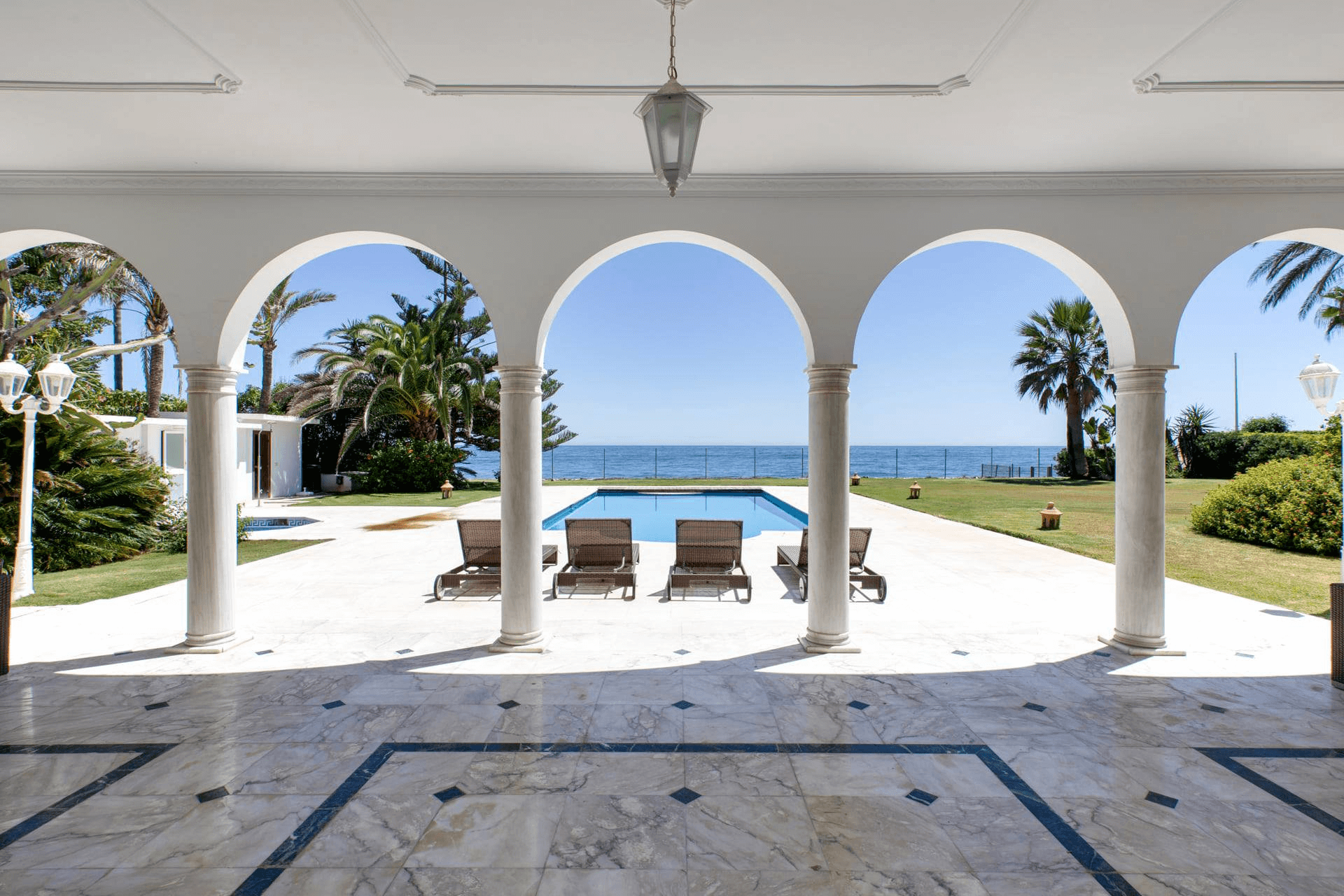 marbella palace pool